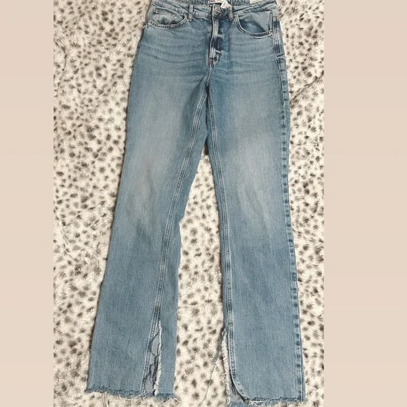 COPY - Zara high waisted split jeans - Picture 1 of 2